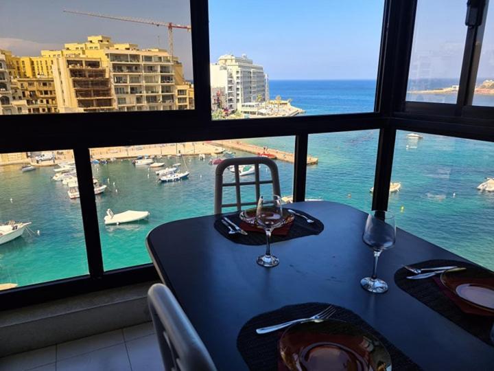 Spinola Bay Sea Front Apt 6 San Ġiljan Extérieur photo