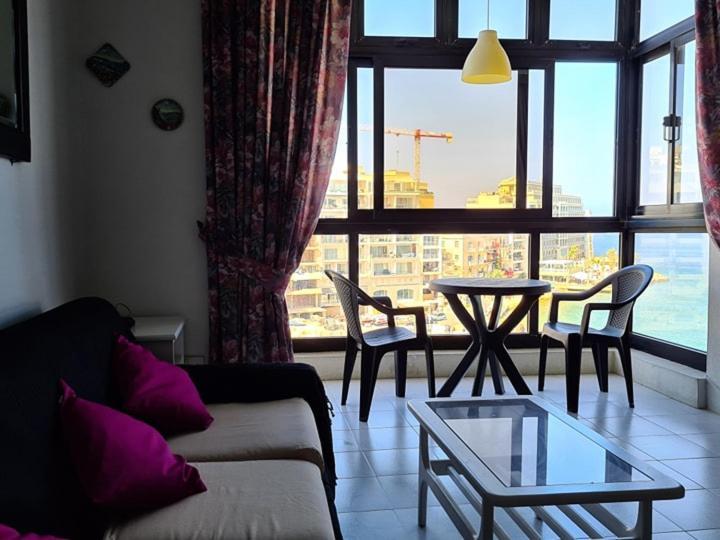 Spinola Bay Sea Front Apt 6 San Ġiljan Extérieur photo
