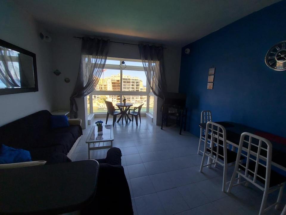 Spinola Bay Sea Front Apt 6 San Ġiljan Extérieur photo